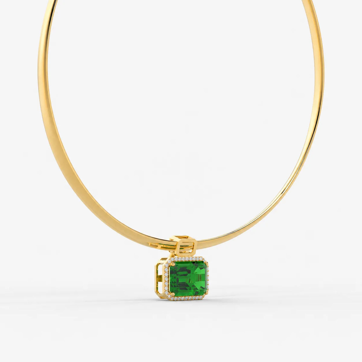 The Grand Estate Pendant