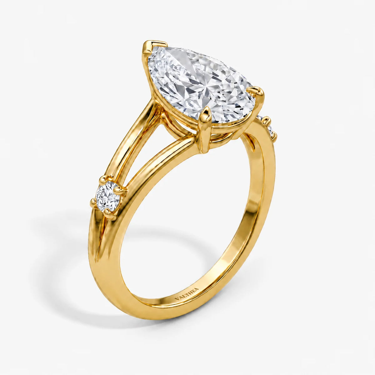 The Circulus Lumiere Pear Solitaire Ring