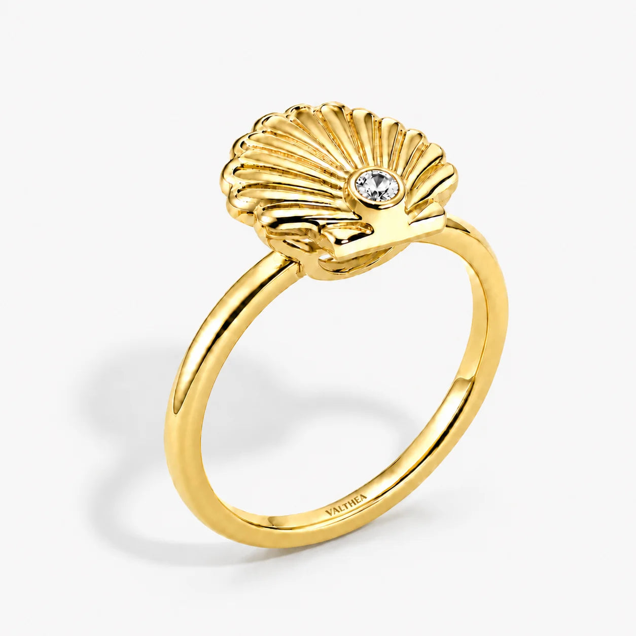 The Lux Ordo Fluctus Shell Diamond Ring
