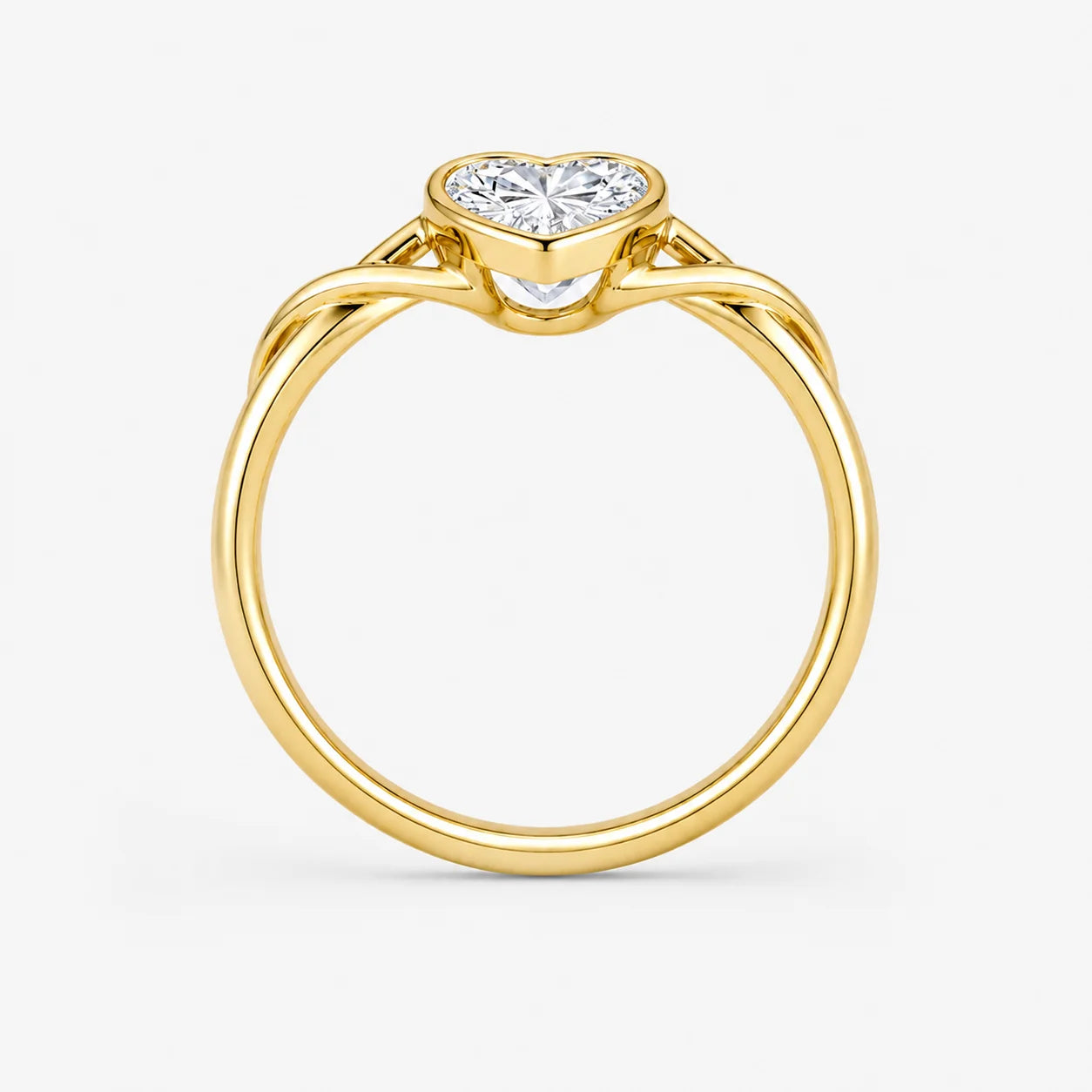 The Lux Ordo Lumiere Heart Bezel Twist Ring