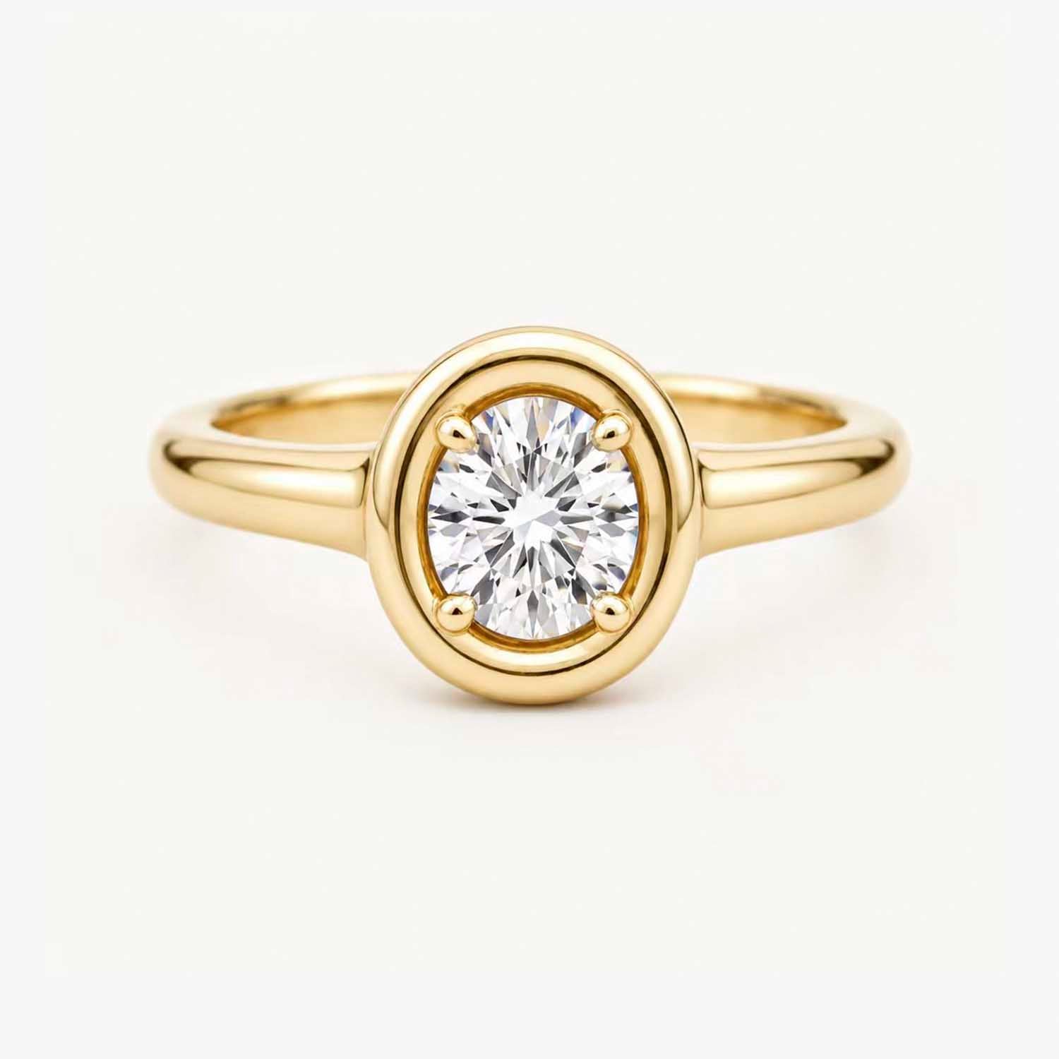 The Lux Ordo Lumiere Round Bezel Hammered Ring