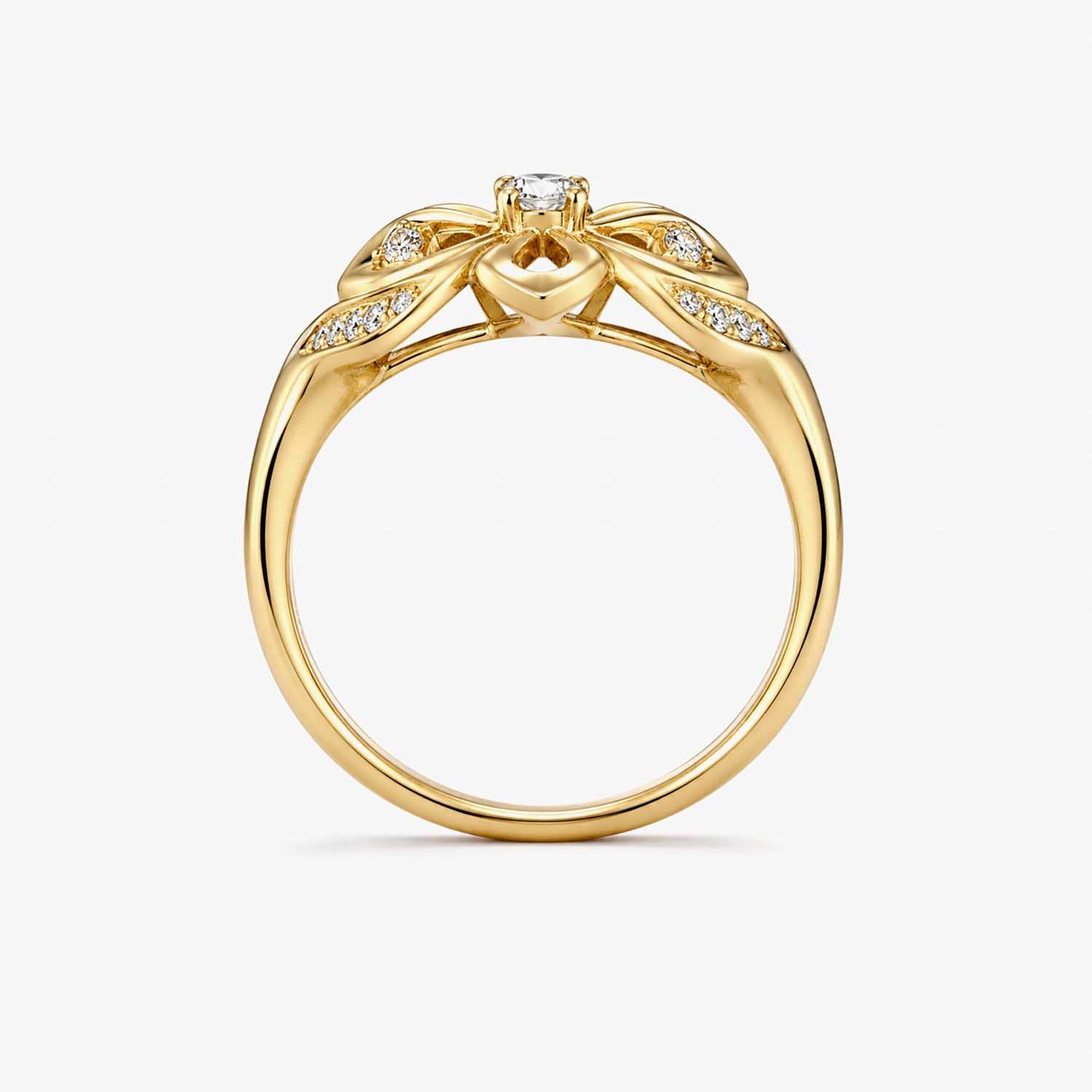 The Lux Ordo Lumiere Quatrefoil Filigree Ring