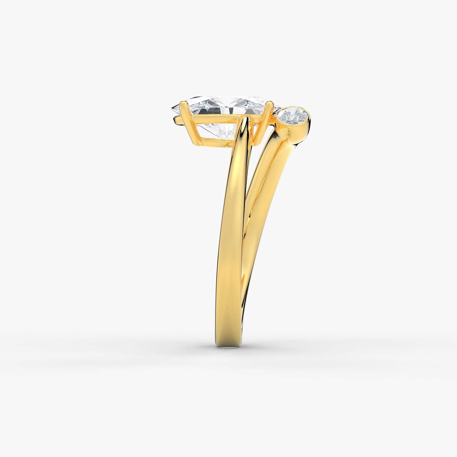 The Asymmetrical Current Ring