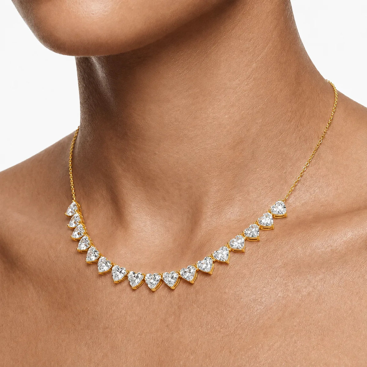 The Heart Garland Necklace