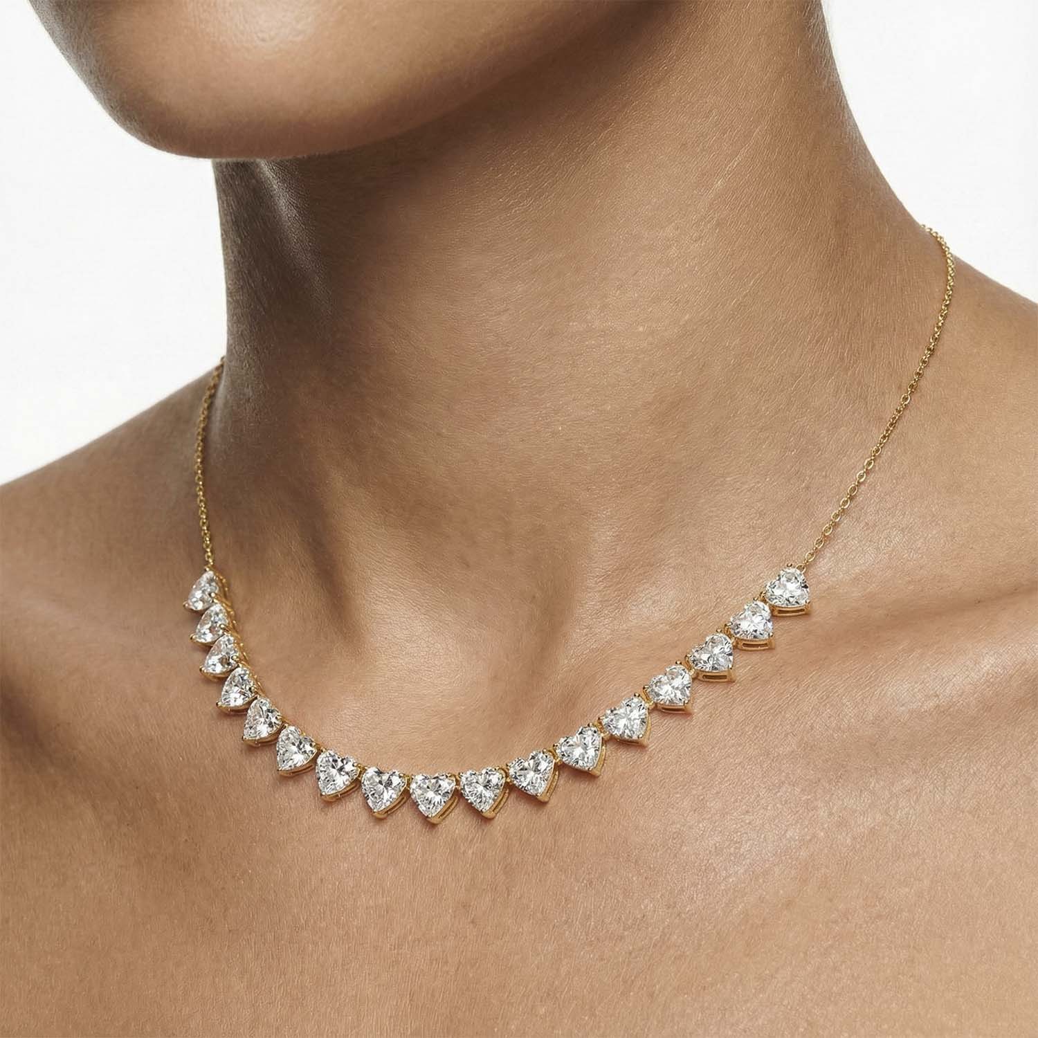 The Heart Garland Necklace
