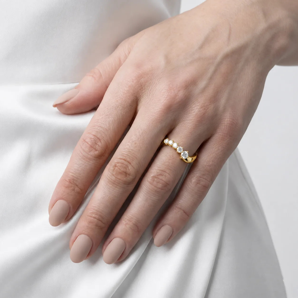 The Apex Band Ring