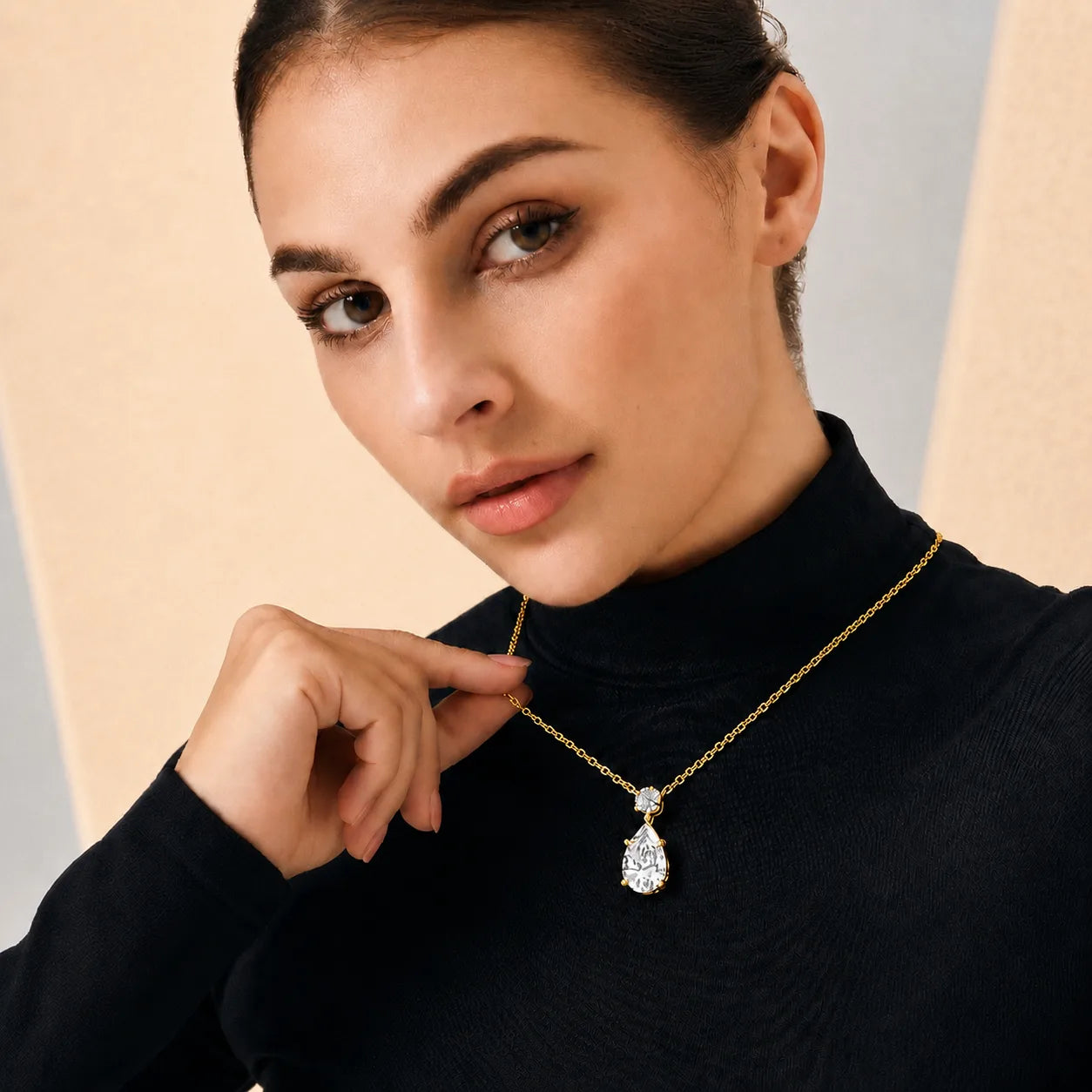 The Eternal Drop Pendant