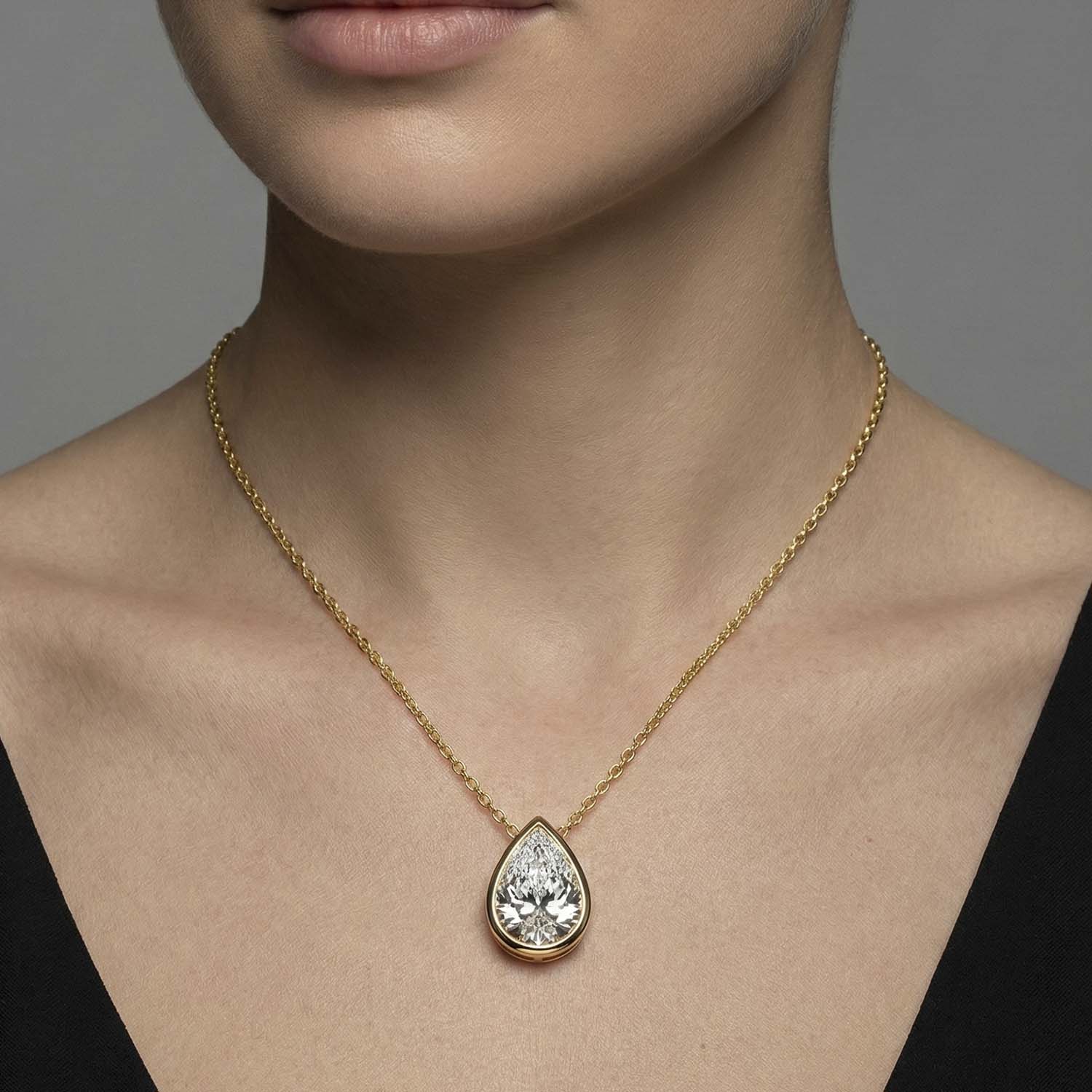 The Teardrop Lumina Pendant