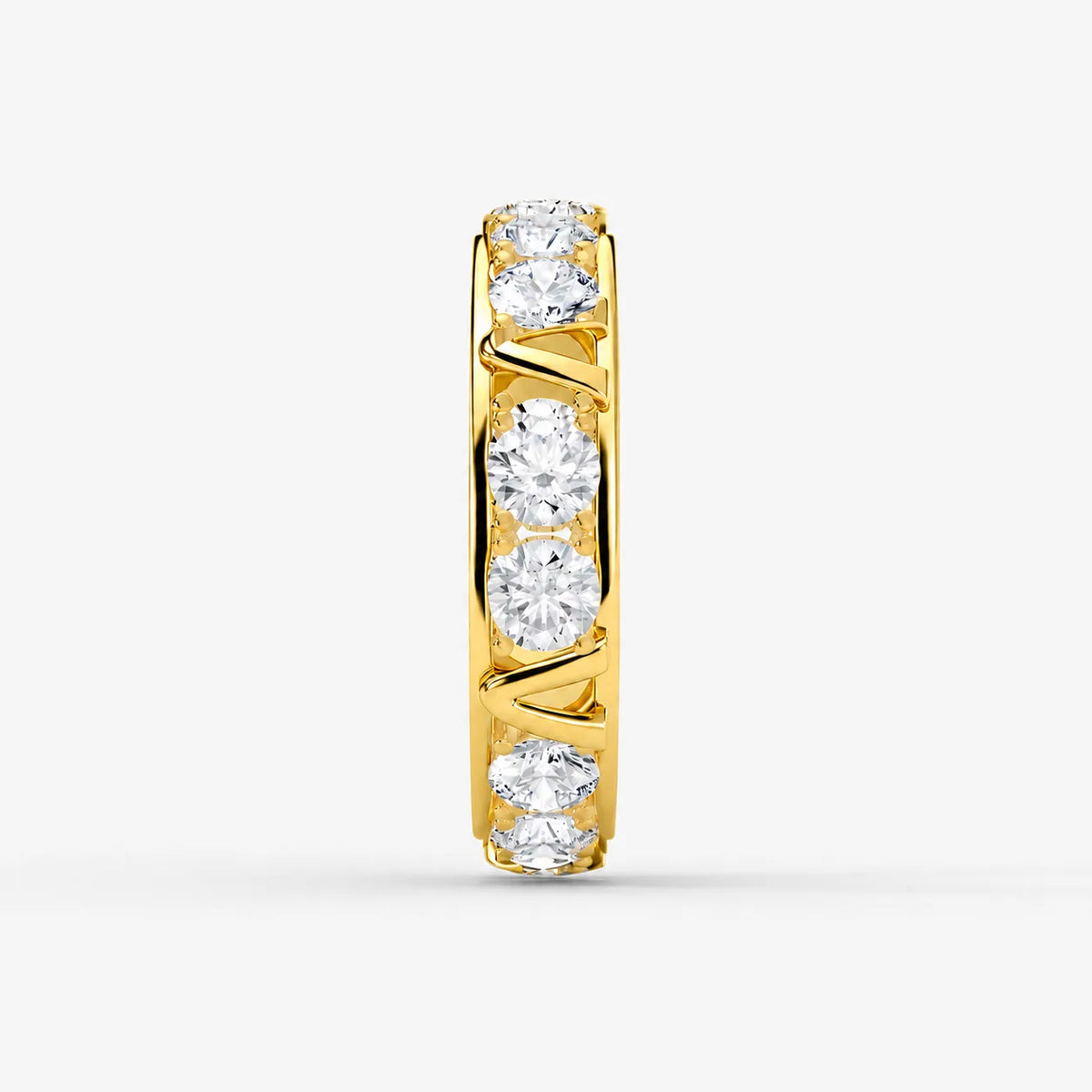 The Dramatic Apex Ring
