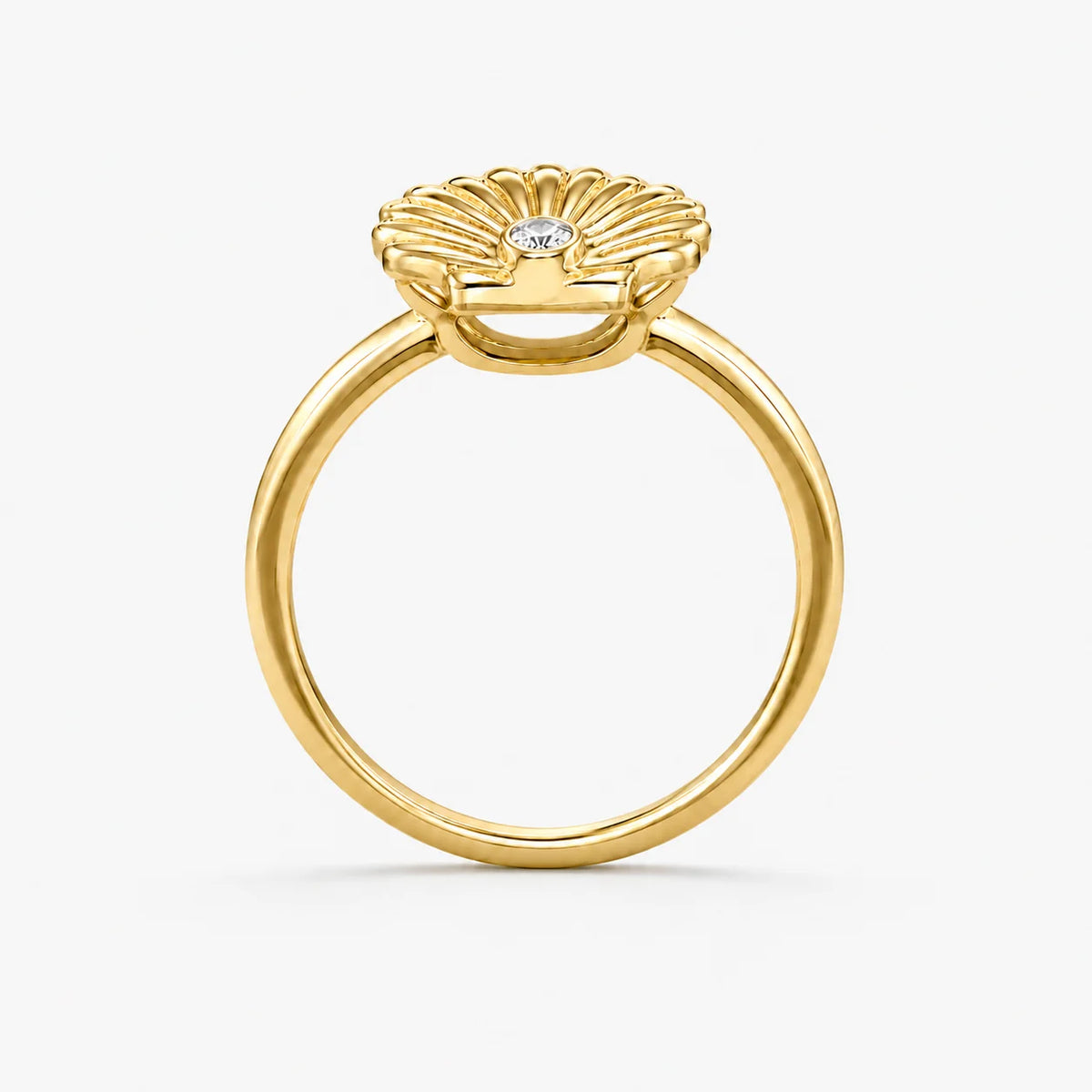The Lux Ordo Fluctus Shell Diamond Ring