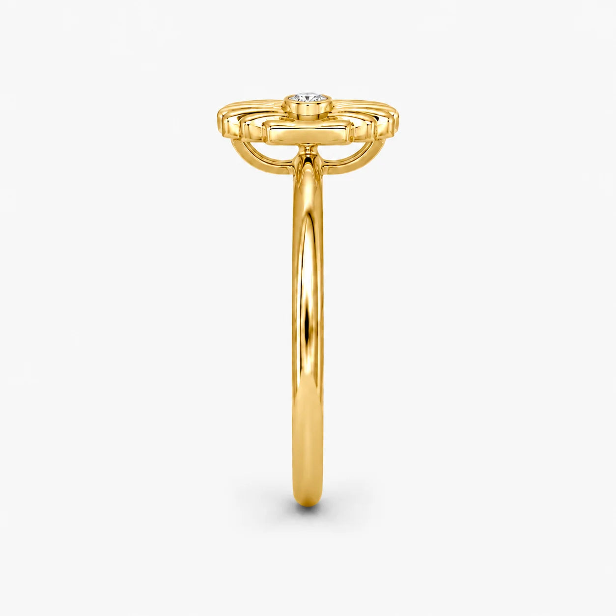 The Lux Ordo Fluctus Shell Diamond Ring