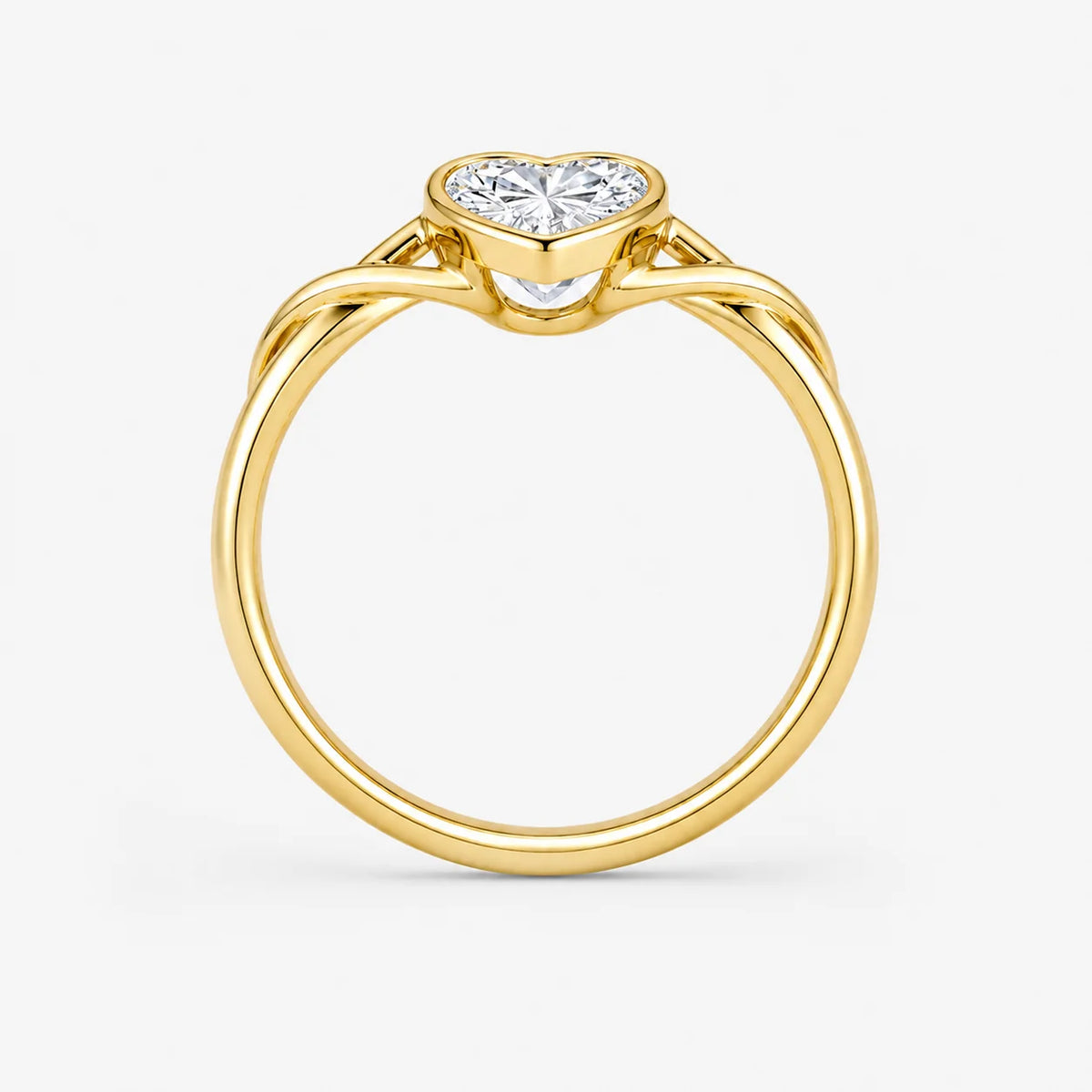 The Lux Ordo Lumiere Heart Bezel Twist Ring