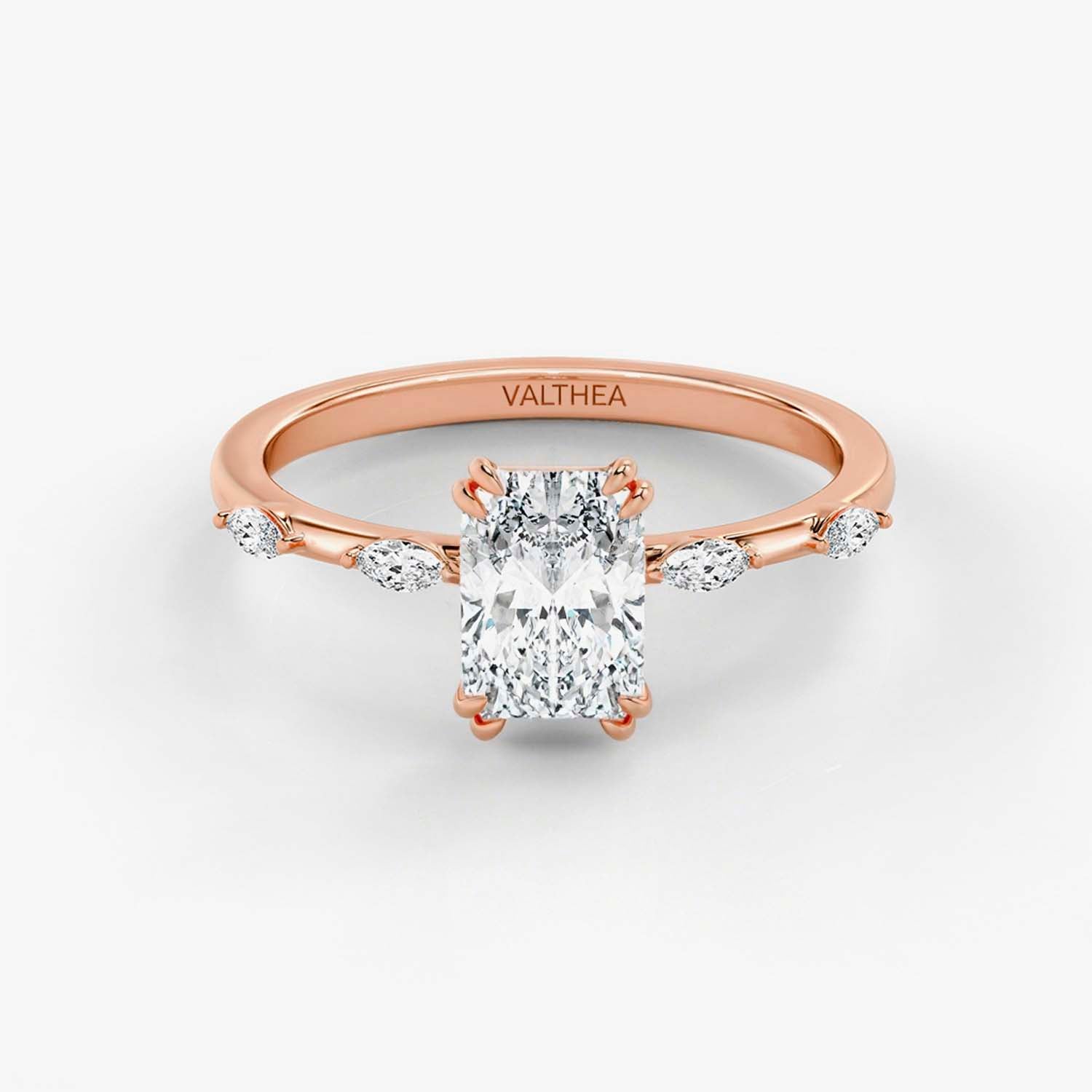 R001 Oval 18k Rose Gold