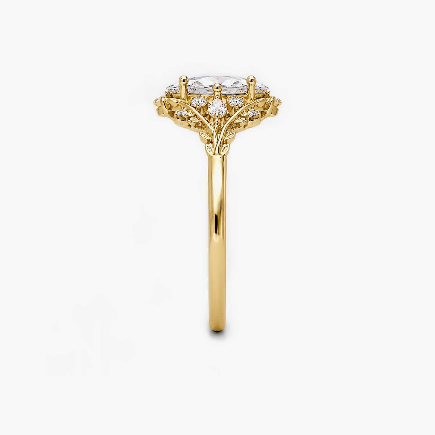 The Clementia Lumiere Marquise Filigree Ring
