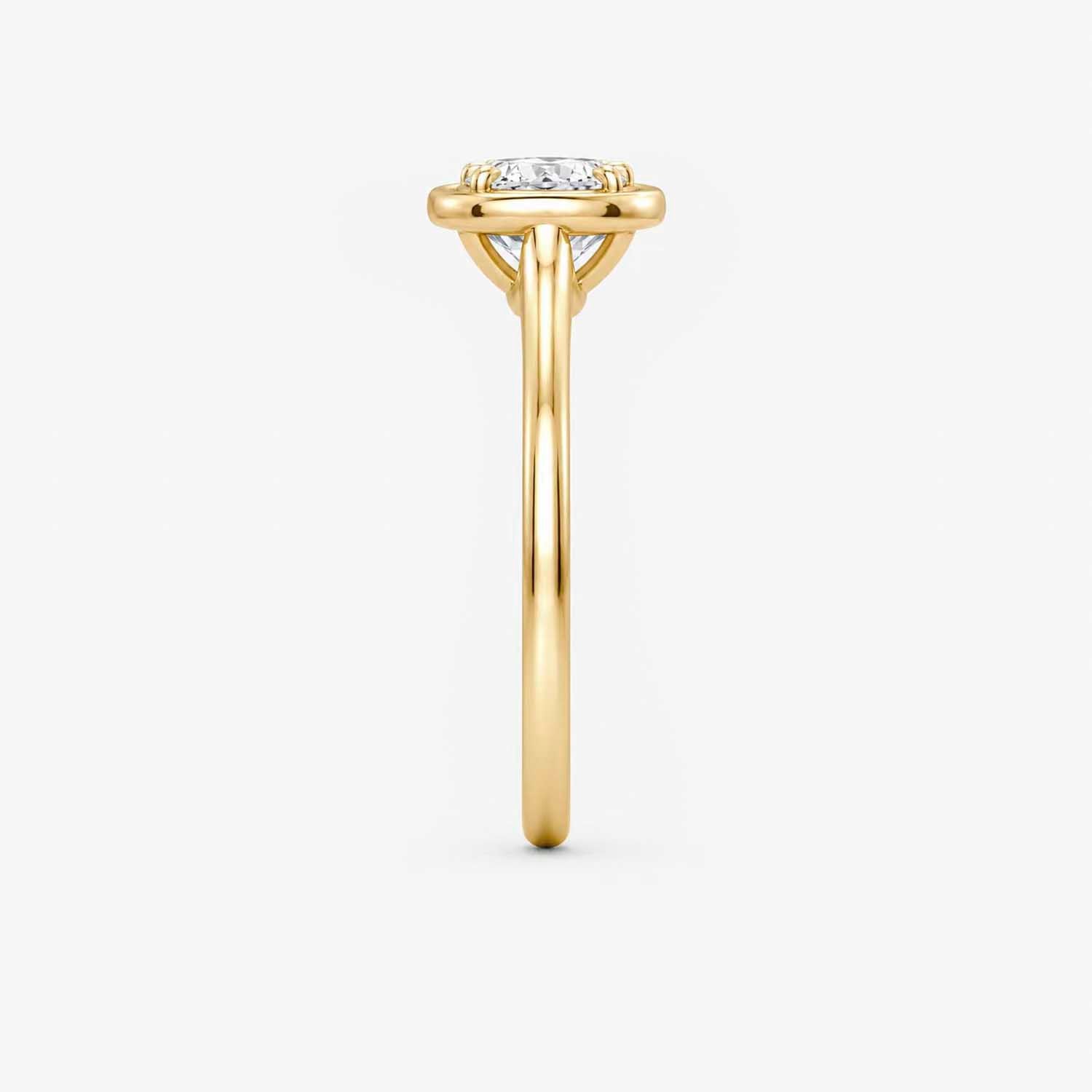 The Lux Ordo Lumiere Round Bezel Hammered Ring