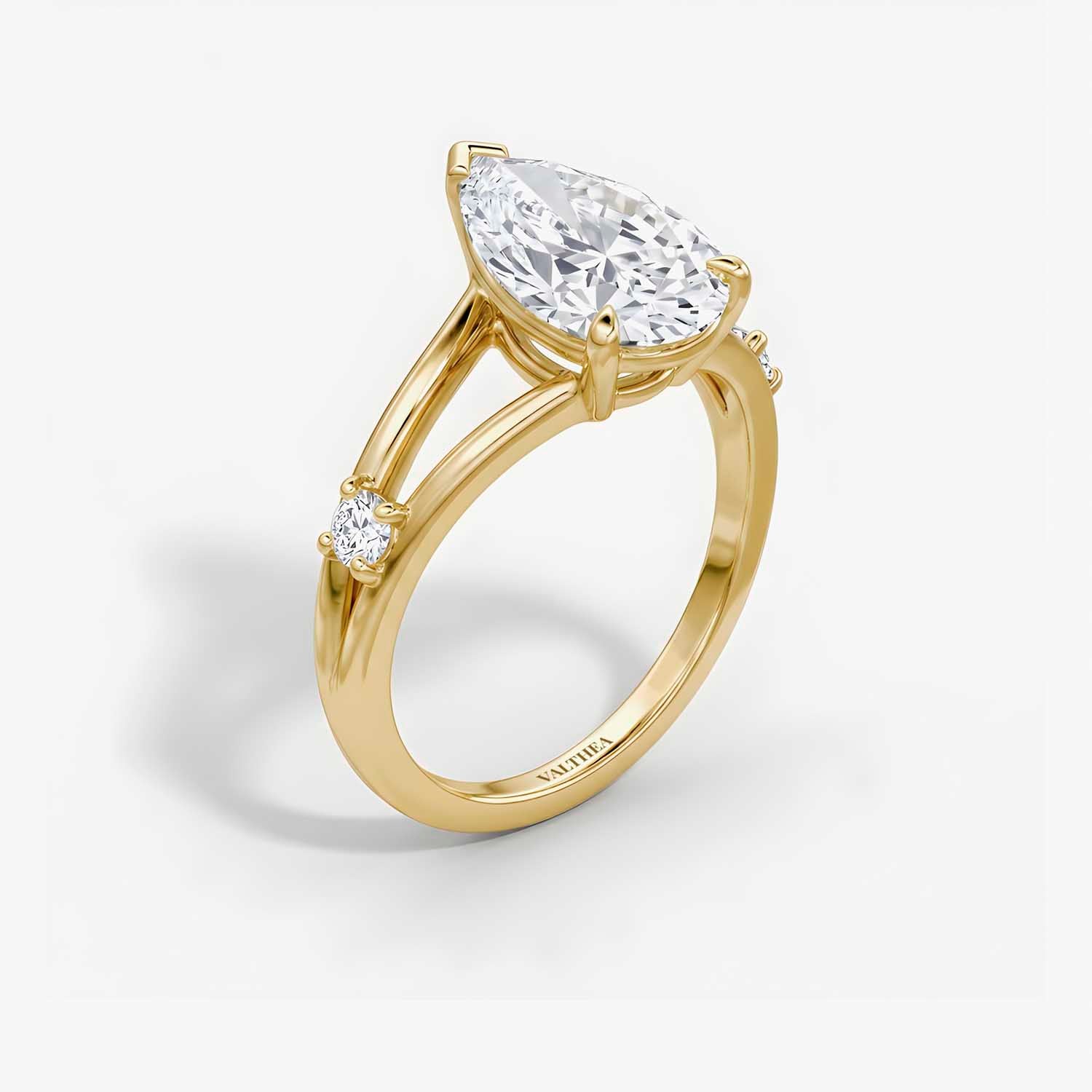 The Circulus Lumiere Pear Solitaire Ring